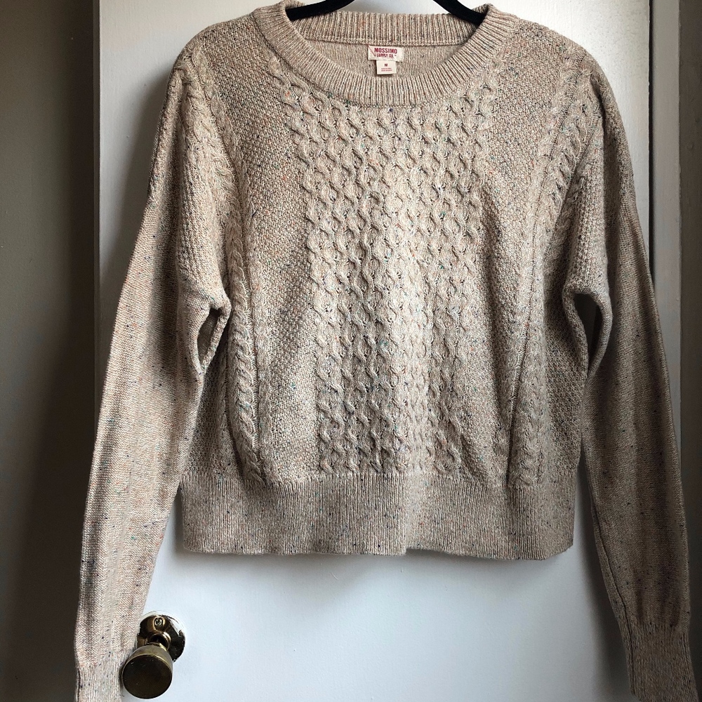 NWOT Mossimo (M) Oatmeal Cableknit Sweater